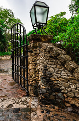 Similar image 21001370