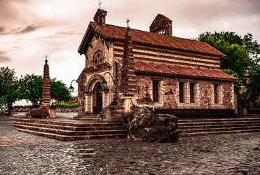 Similar image 20975373