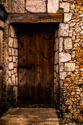 Similar image 21001381