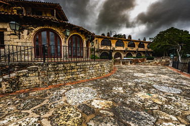 Similar image 20975393