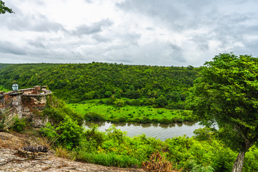 Similar image 20975400