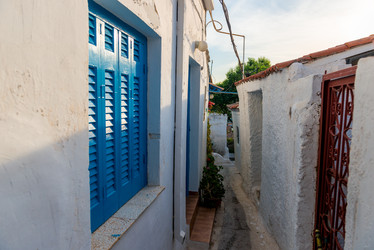 Similar image 20975275