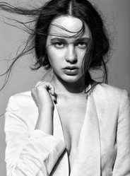 Similar image 21017255