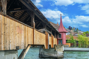 Similar image 21012524