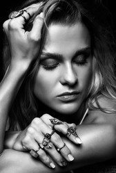 Similar image 21019946