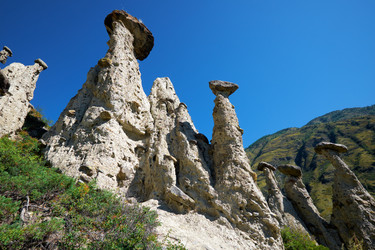 Similar image 21020111