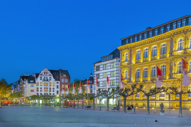 Similar image 20999454