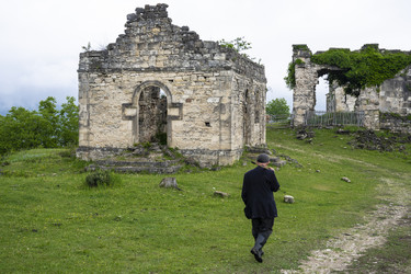 Similar image 21001690