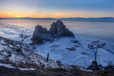 Similar image 21000840