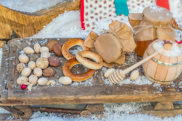 Similar image 21001840