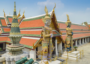 Similar image 21000003