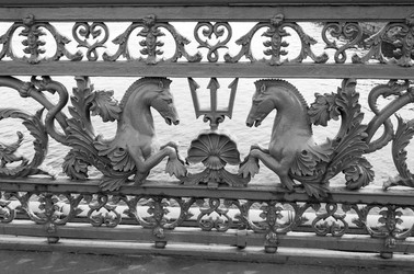 Similar image 21000015