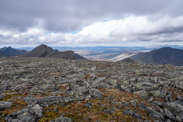 Similar image 21001120