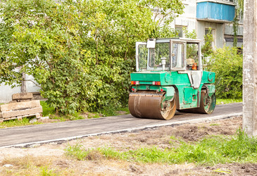 Similar image 21005352