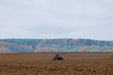 Similar image 21044769