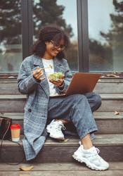 Similar image 21053291