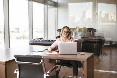 Similar image 21051337