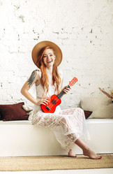 Similar image 21050334