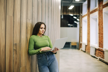 Similar image 21044340