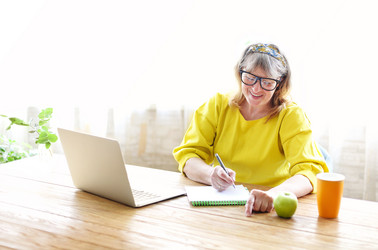 Similar image 21040265