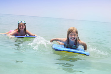 Similar image 21044466