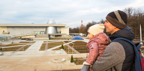 Similar image 21043871