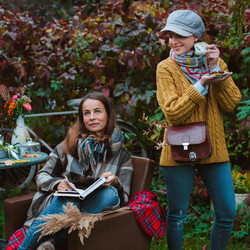 Similar image 21051010