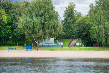 Similar image 21030860