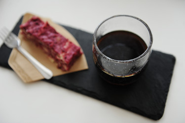 Similar image 21036320