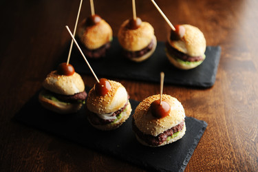 Similar image 21027345