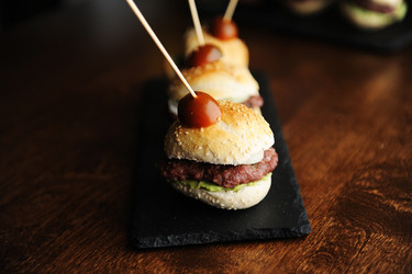 Similar image 21027350