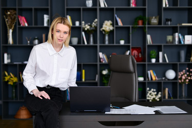 Similar image 21058059