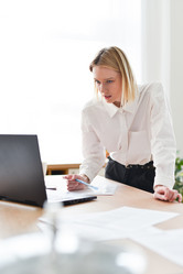 Similar image 21057945