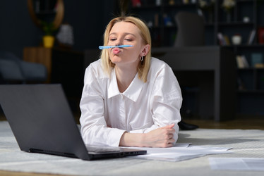 Similar image 21058123