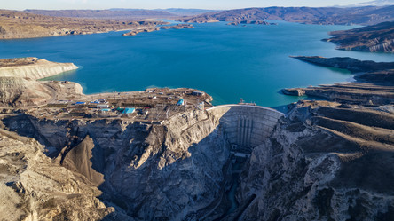 Similar image 21046008