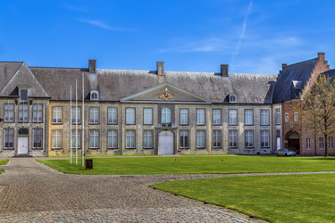 Similar image 21039688