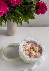 Similar image 21037443