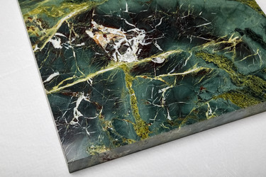 Similar image 21028380