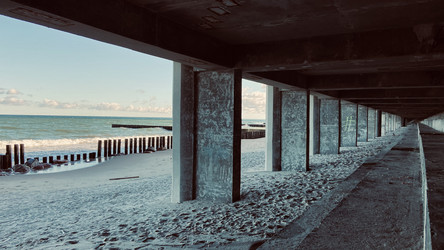 Similar image 21043921