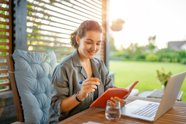 Similar image 21044144