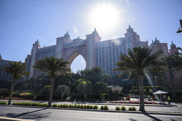 Similar image 21063755