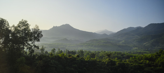 Similar image 21063824