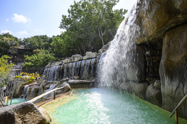 Similar image 21064861