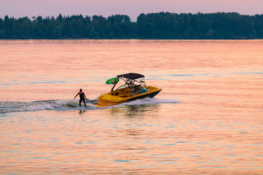 Similar image 21068148