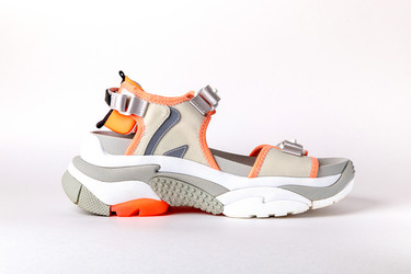 Similar image 21069711