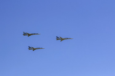 Similar image 21068353