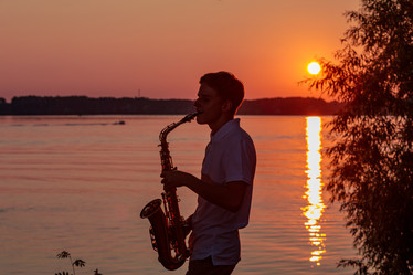 Similar image 21068379