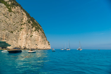 Similar image 21055840