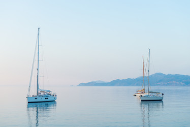 Similar image 21055863