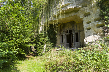 Similar image 21049225